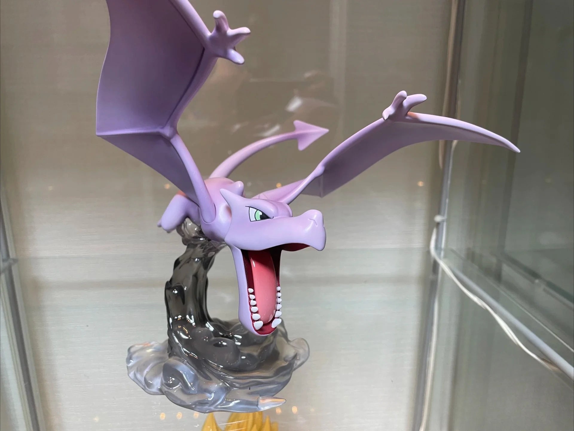 Ptera Figurine – Pokémon