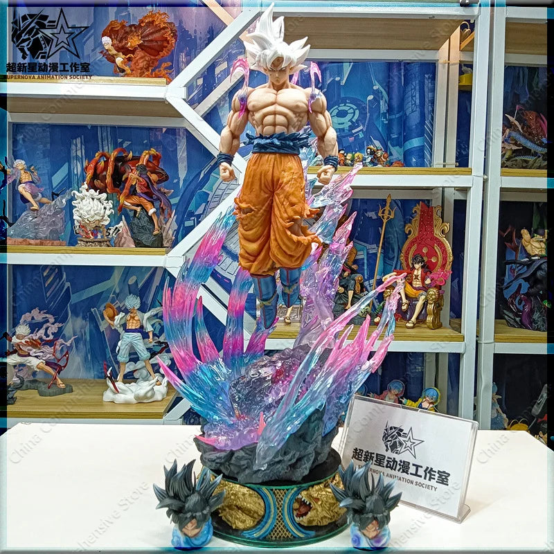 Figura Goku Ultra Instinto – Dragon Ball Super