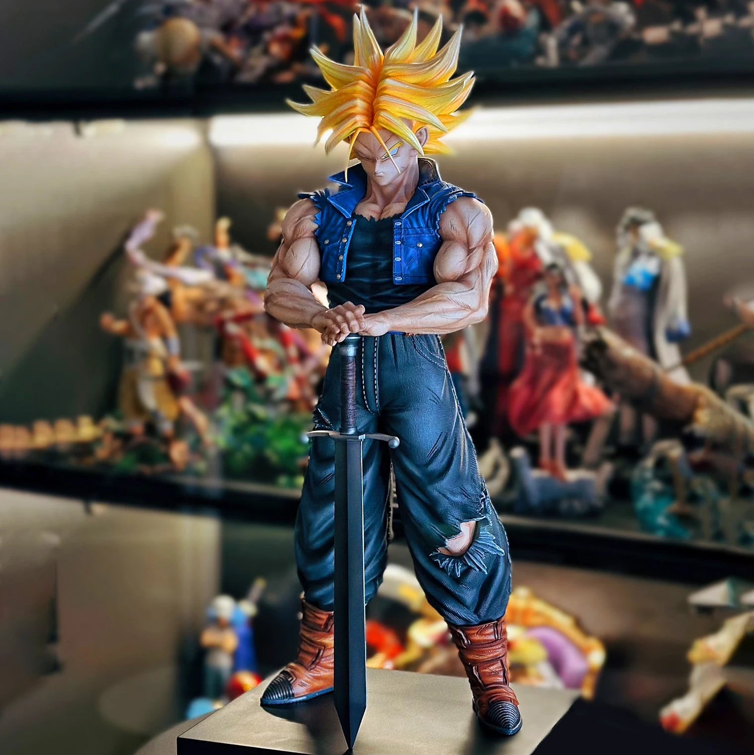 Figurine Trunks du Futur – Dragon Ball